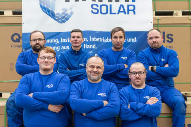 Team Anlagenreinigung und Grünflächenpflege Solarparks